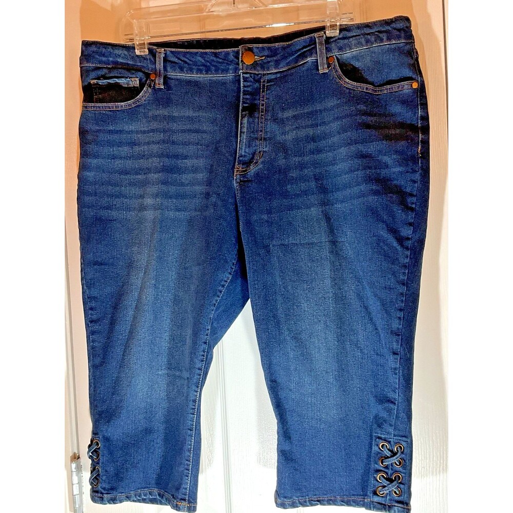 Women's d.jeans Denim Capris 20W Straight Leg Embellished Cuffs Classic Comfort